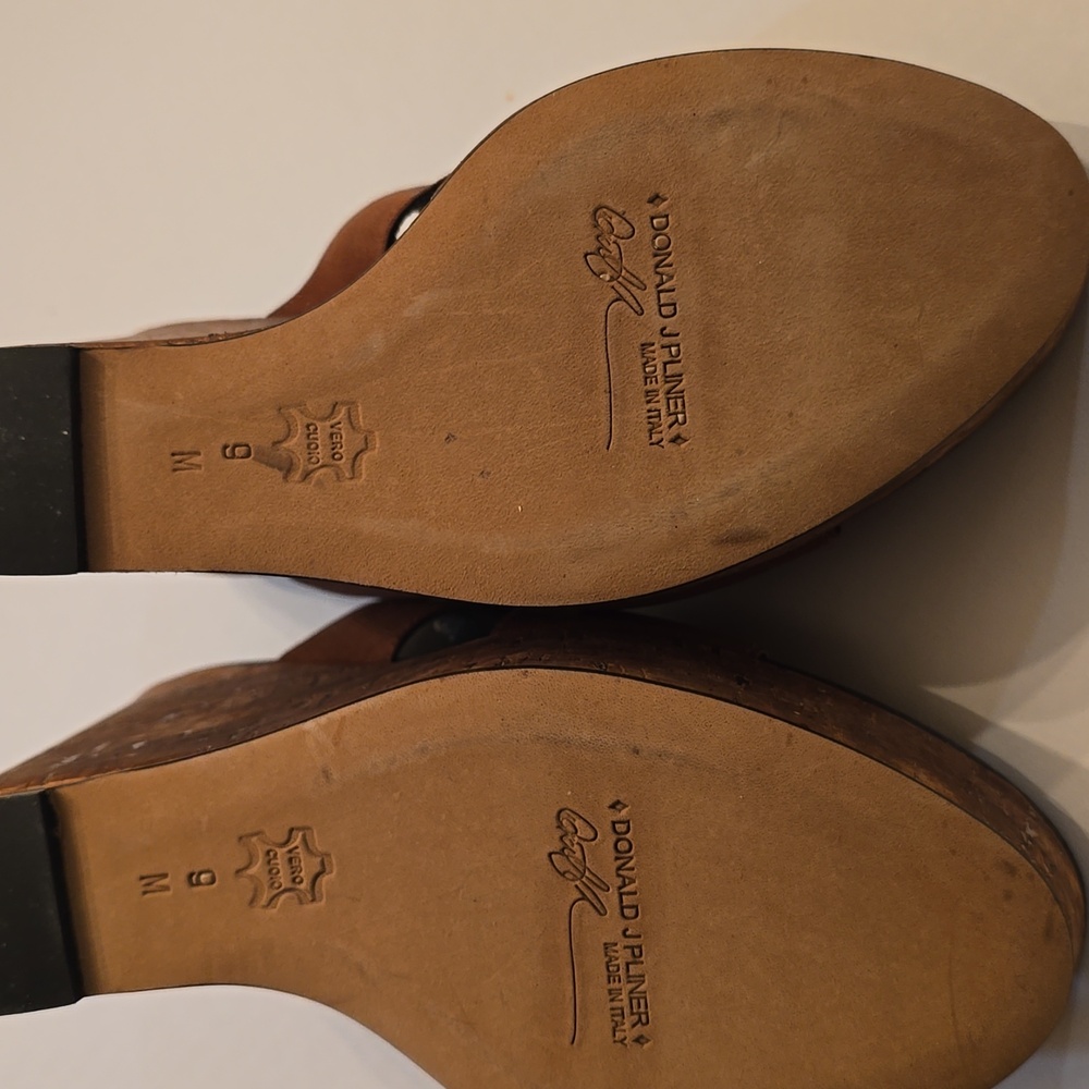 NWOT DONALD PLINER Platforms With Rust Brown Upper And Cork Heel.Sz9 $60 - Picture 4 of 7